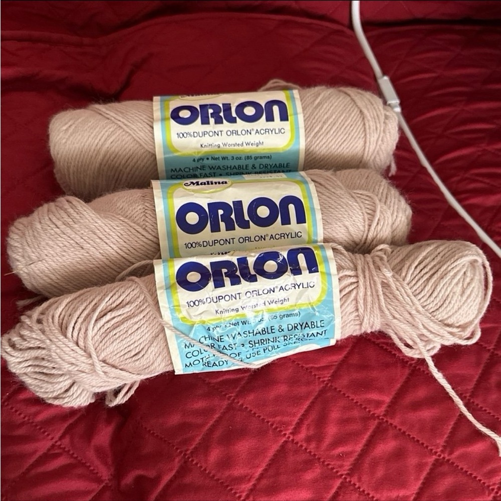 Orlon Acrylic Yarn in Cream